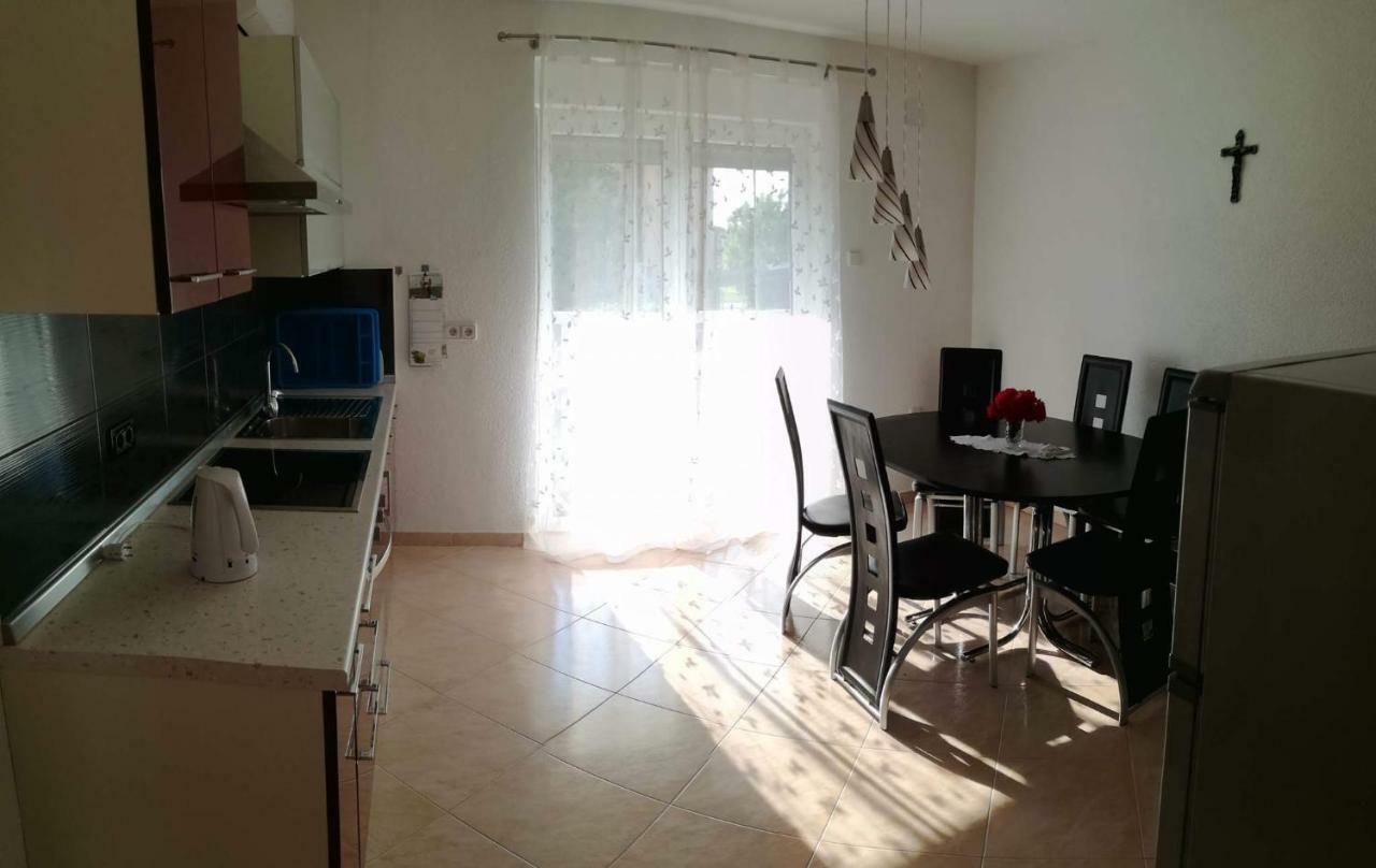 Apartments Barbic Umag Buitenkant foto